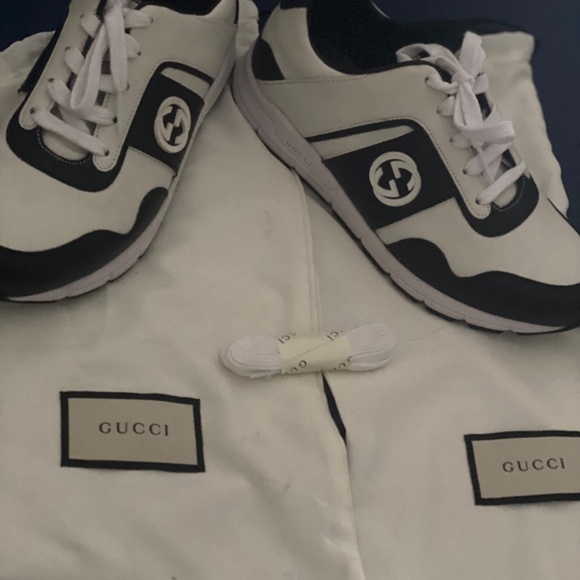 Gucci Shoes - Picture 2 of 4